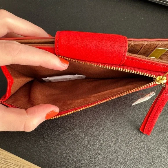 Fossil Logan RFID Tab Clutch Wallet - Picture 3 of 9